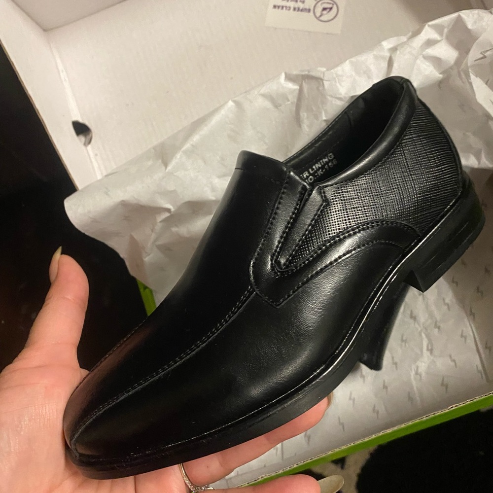 NIB Bonafini Kids Black Dress Shoe Size 11